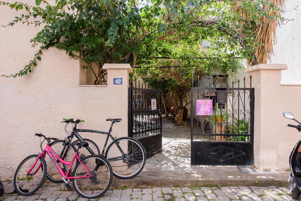 Aegina'S Flowers House Bagian luar foto
